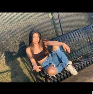 Meet your Posher, Anahi